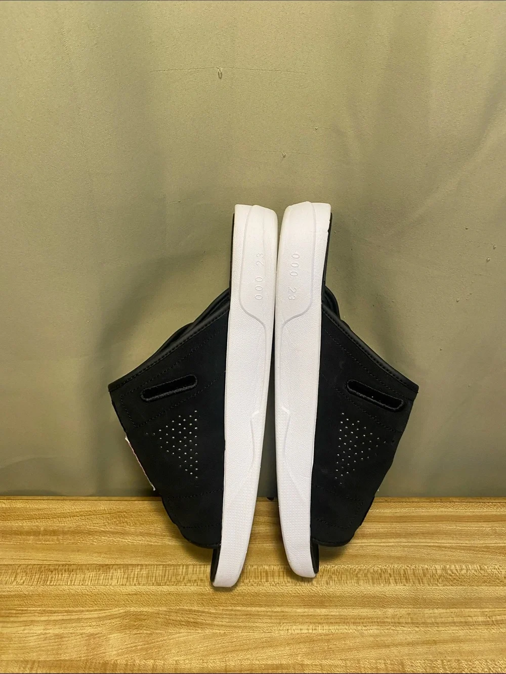 Jordan Flight Mens Ls Slide Sandals Slippers Black White size 13 (Read)